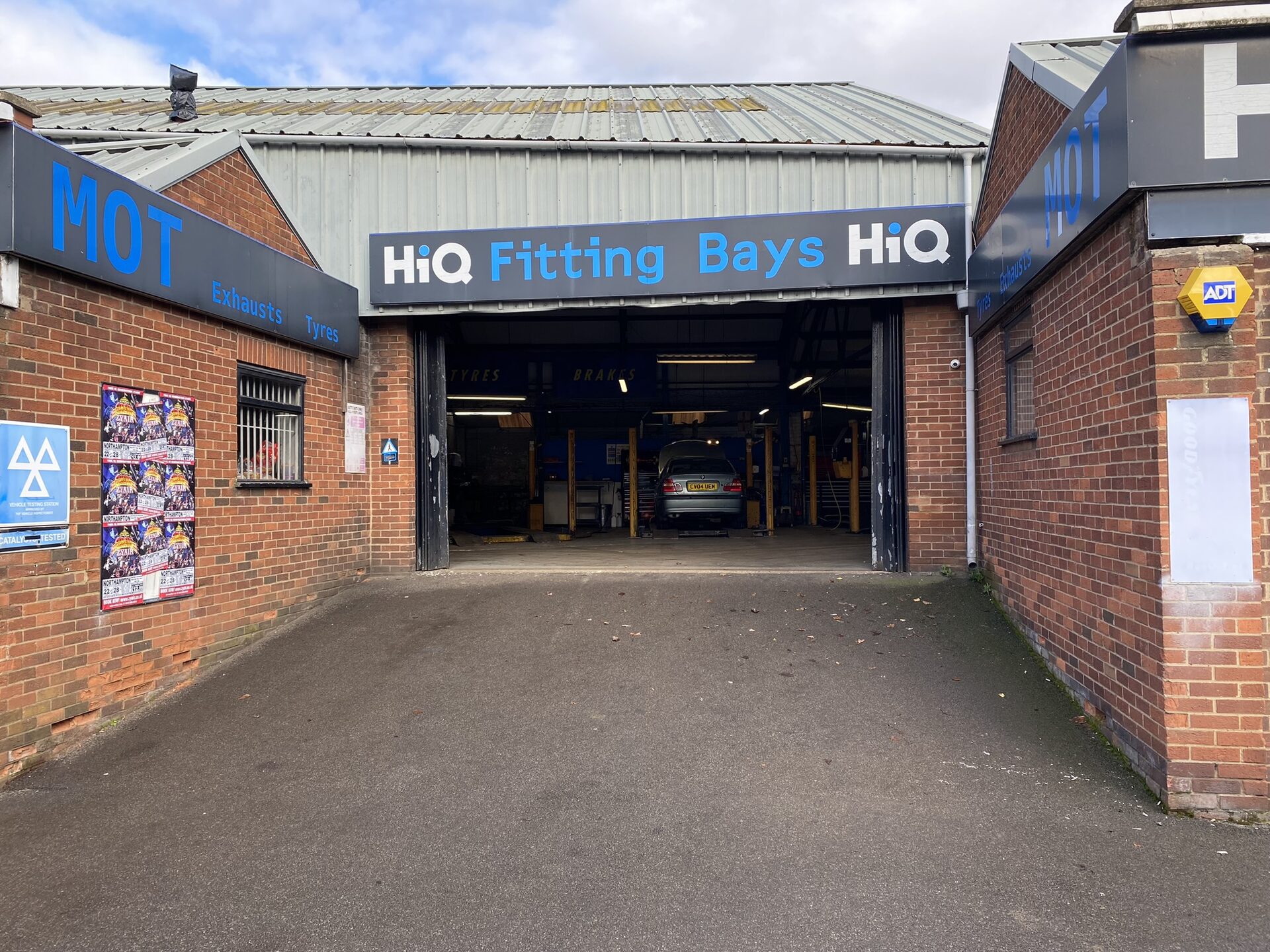 HiQ Northampton fitting bays before rebrand